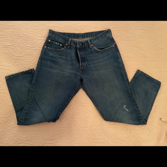 LEVI’S 501’s - Picture 3 of 9